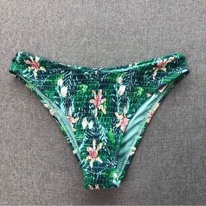 Mosman Australia Women’s Floral Stretchy Swimsuit Bottoms Size S